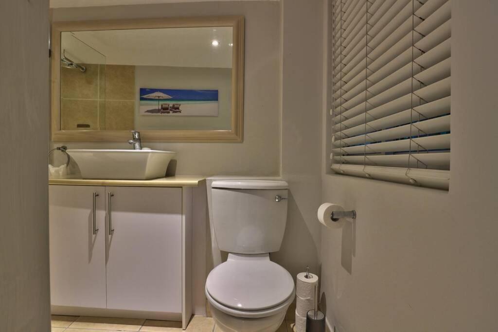 Clifton 1st Beach Studio - 4