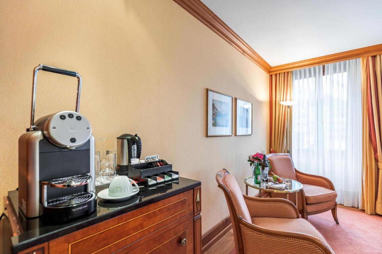 Grand Hotel Zermatterhof photo