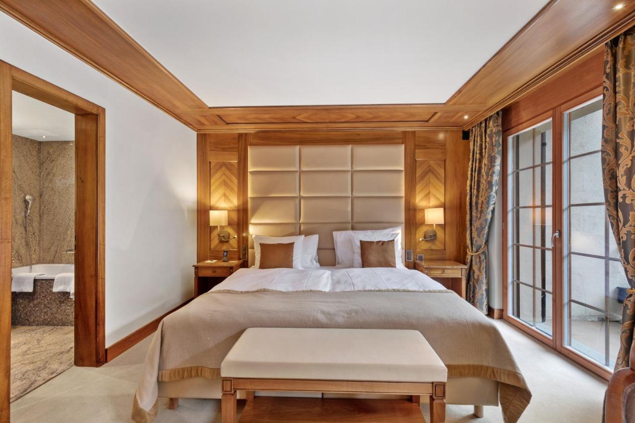 Grand Hotel Zermatterhof photo