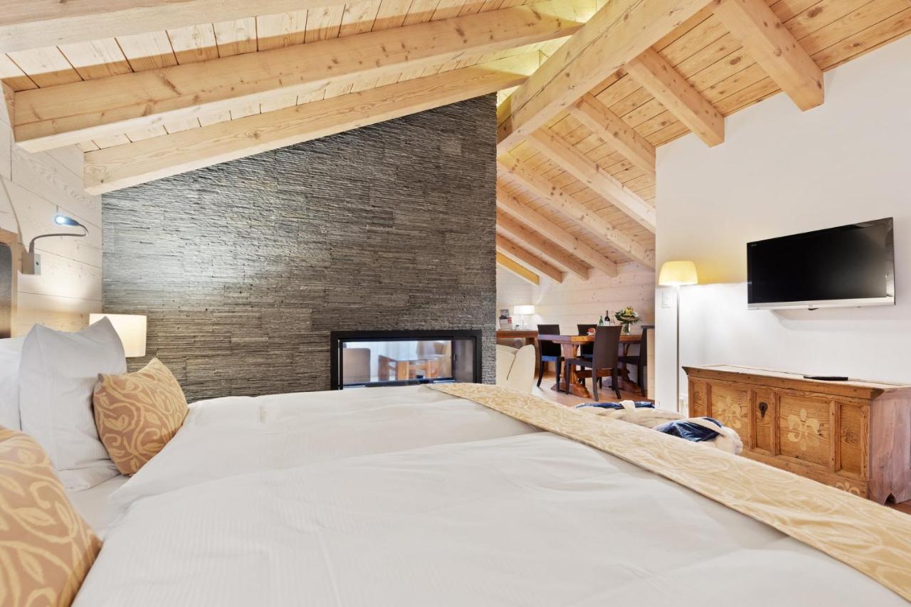 Grand Hotel Zermatterhof photo