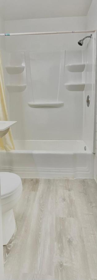 Budget Inn New Cumberland — photo 3