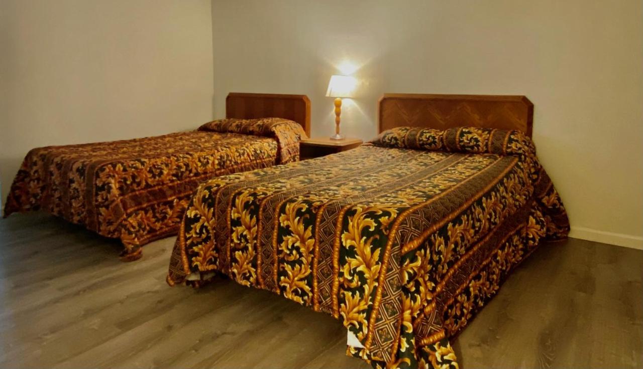 Budget Inn New Cumberland — photo 11