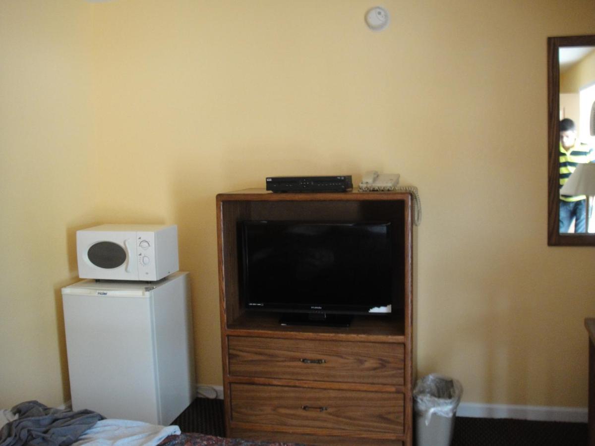 California Motel — photo 24