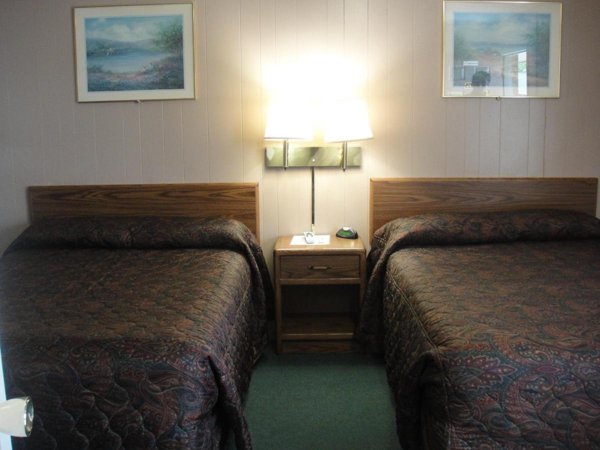 California Motel — photo 21