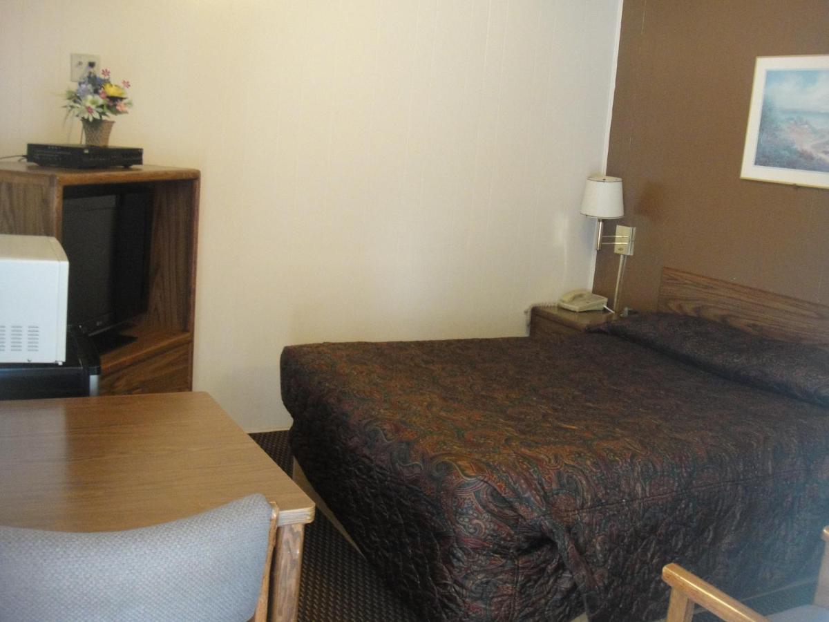 California Motel — photo 20