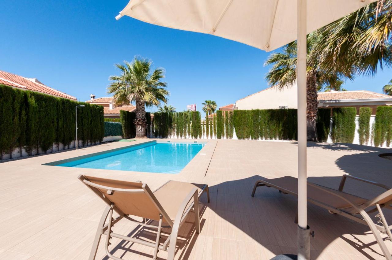 Villa Serenity (Spanje Benijófar) - Booking.com