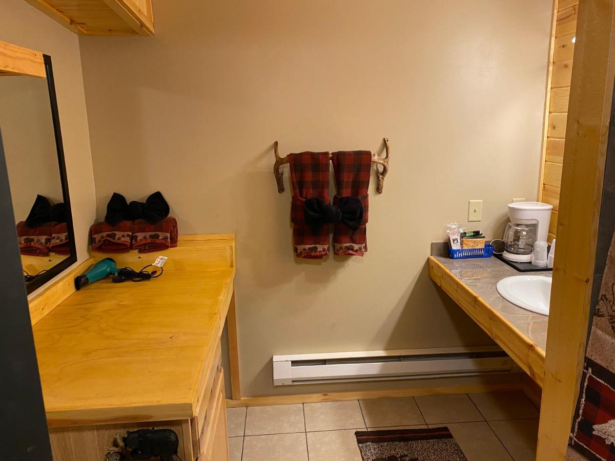 The Fishing Bear Lodge — photo 23