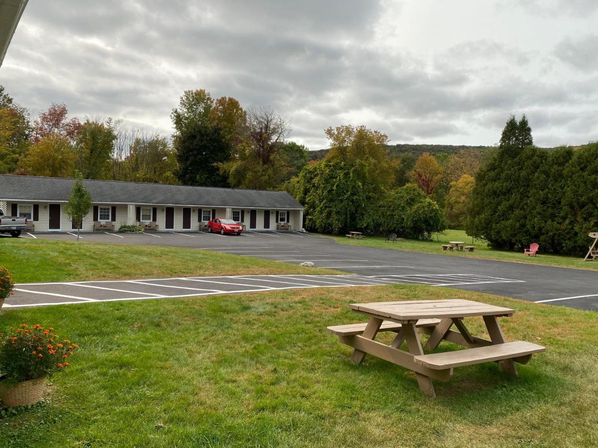 Villager Motel — photo 6