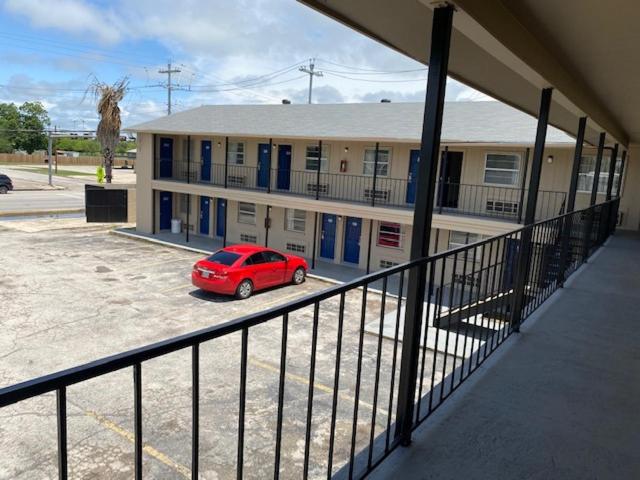 Sunrise Inn — photo 17