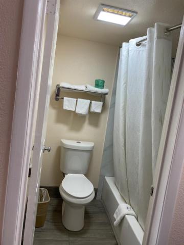 Sunrise Inn — photo 11