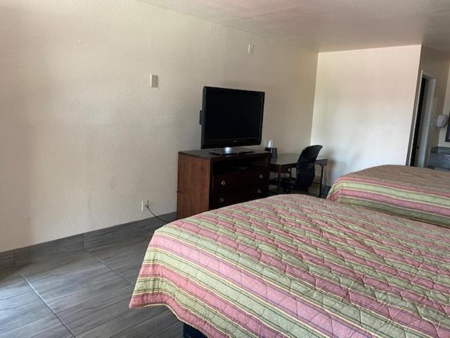 Sunrise Inn — photo 21