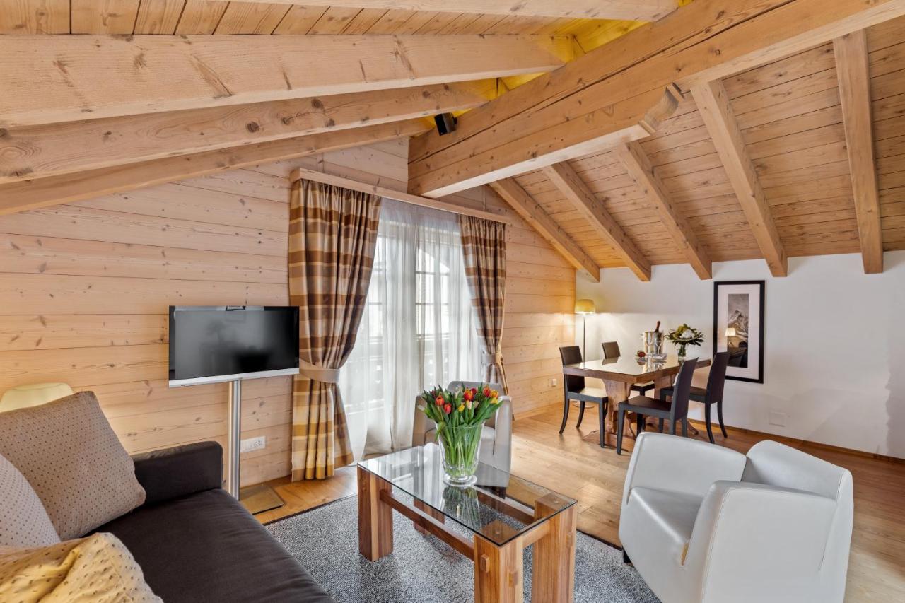 Grand Hotel Zermatterhof photo