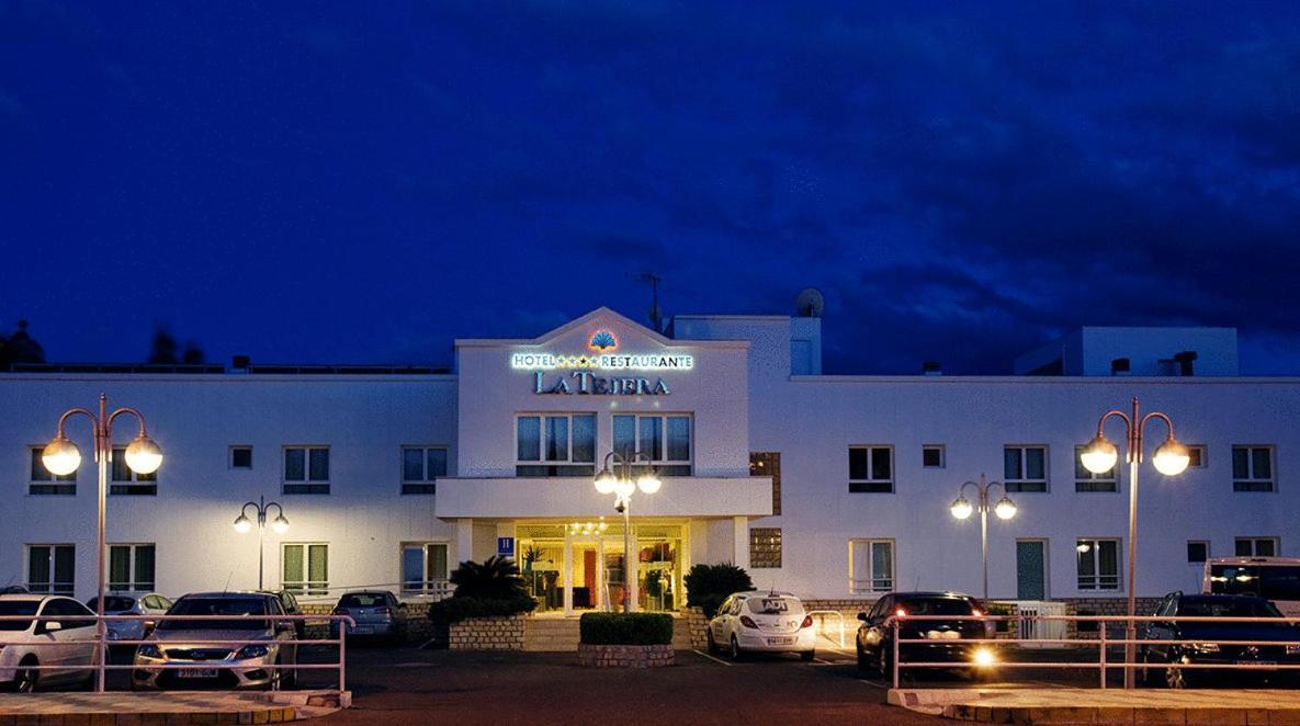 Hotel-Restaurante Jardines La Tejera, Olula del Río – Updated ...