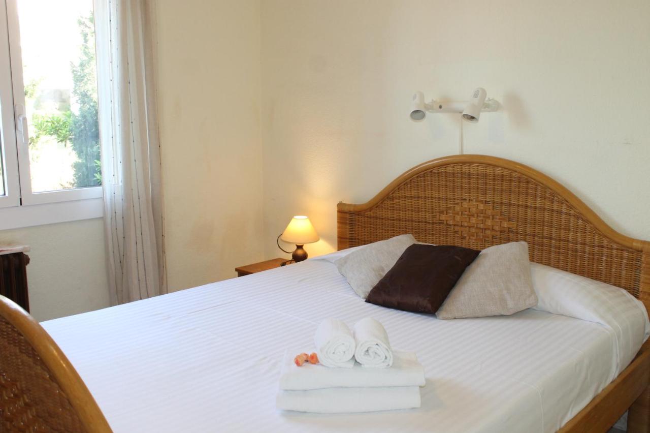 Agi Villa Lisip, Roses, Spain - Booking.com