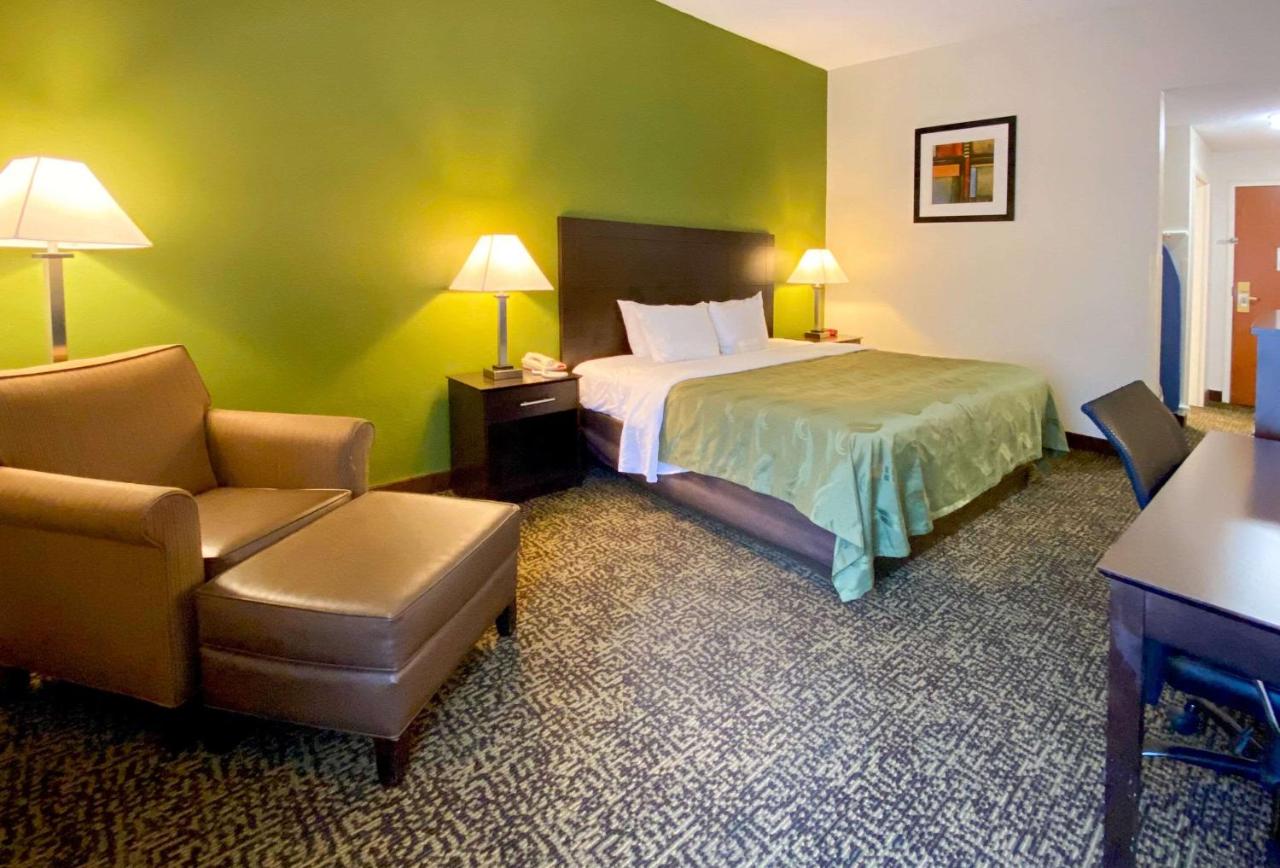 American Inn — photo 9