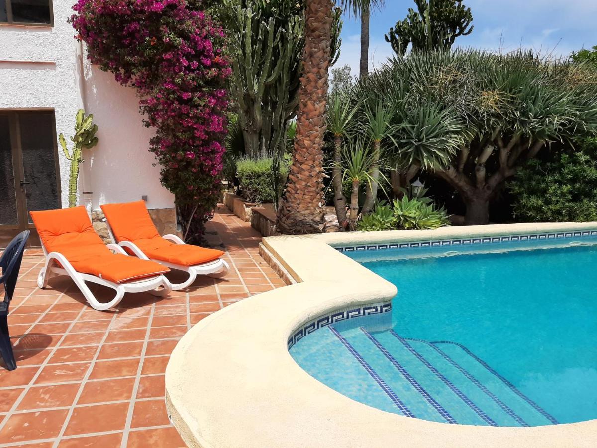 Villa Limon - Tropical Oasis with Private Pool, Jávea ...