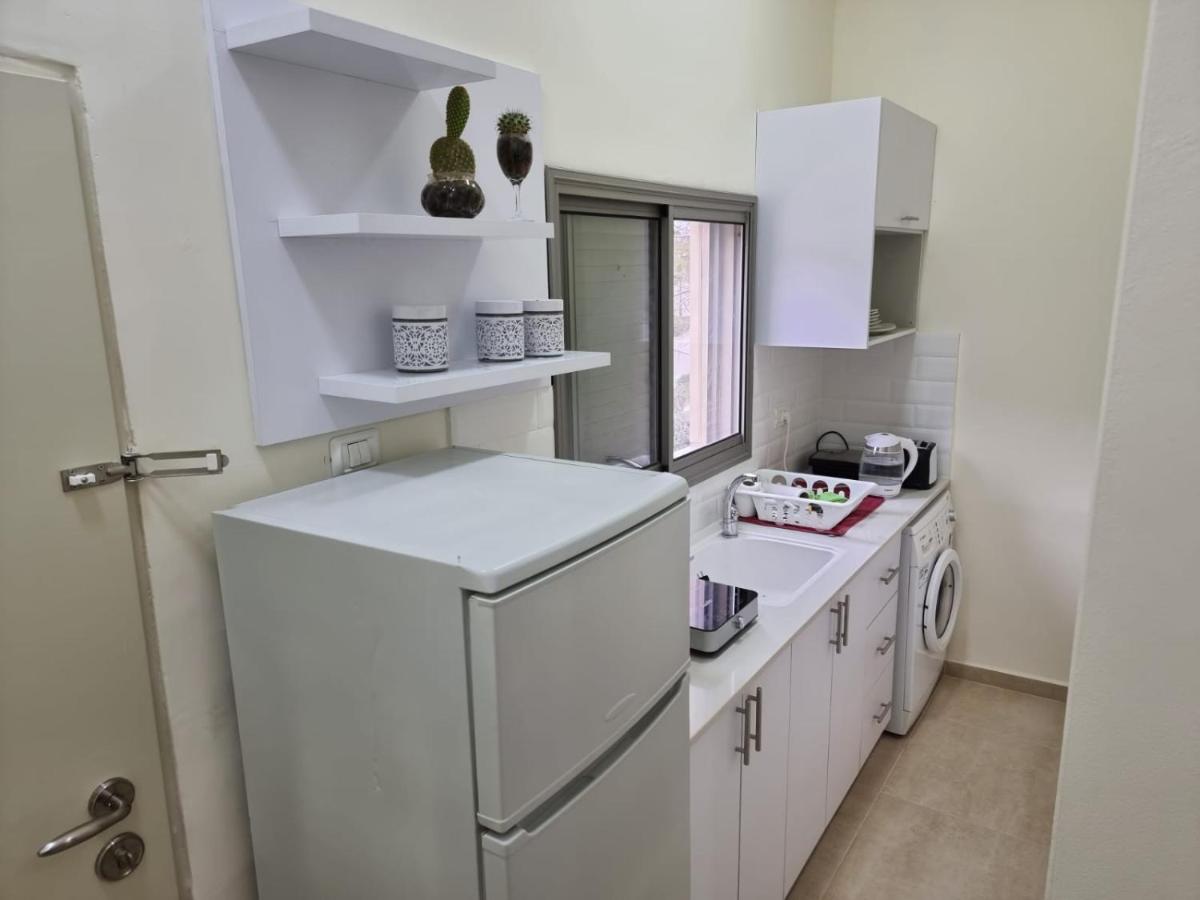 פינה ליד הים