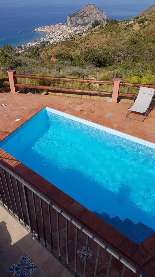 Heated swimming pool: malandrino cottage
