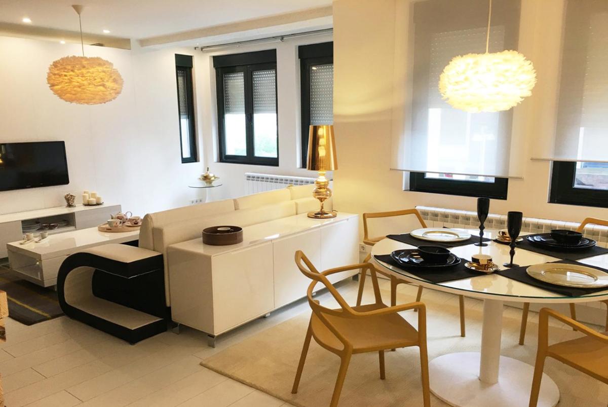 Golden & White Home, Santiago de Compostela – Updated 2022 Prices