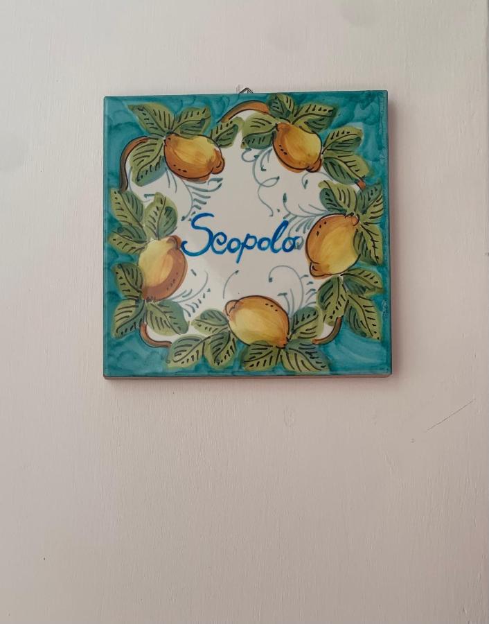 La Finestra sui Faraglioni - 2