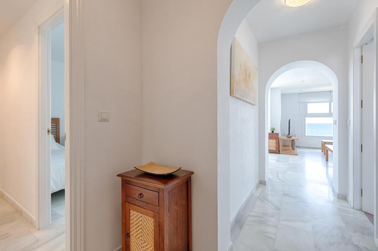 Front Sea View Apartment Estepona, Estepona – Updated 2022 Prices