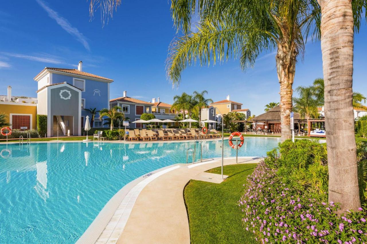 Apartments Cortijo del Mar Resort Estepona - COS02157-EYD ...