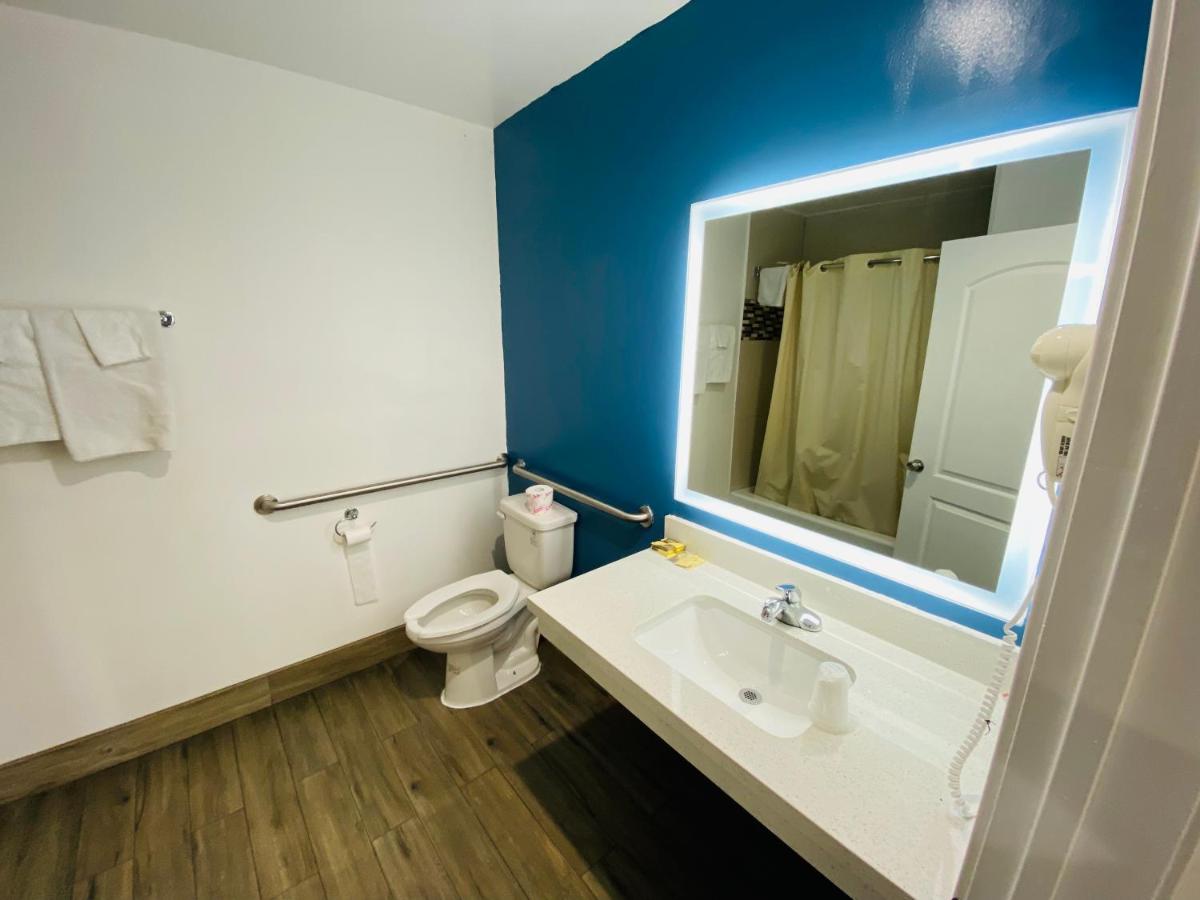 Sylva Motel — photo 19