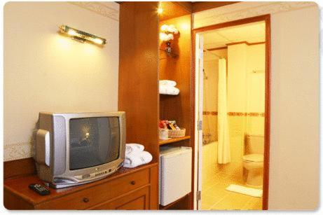 Wall Street Inn, Bangkok - 3