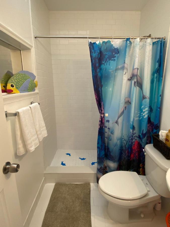 Miami Beach Rooms B&B — photo 19