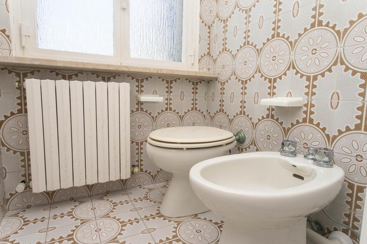 S128 - Sirolo, delizioso trilocale in centro con aria condizionata photo