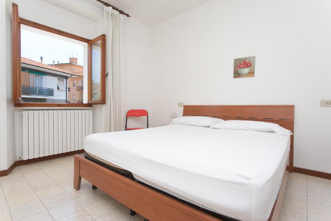 S128 - Sirolo, delizioso trilocale in centro con aria condizionata photo