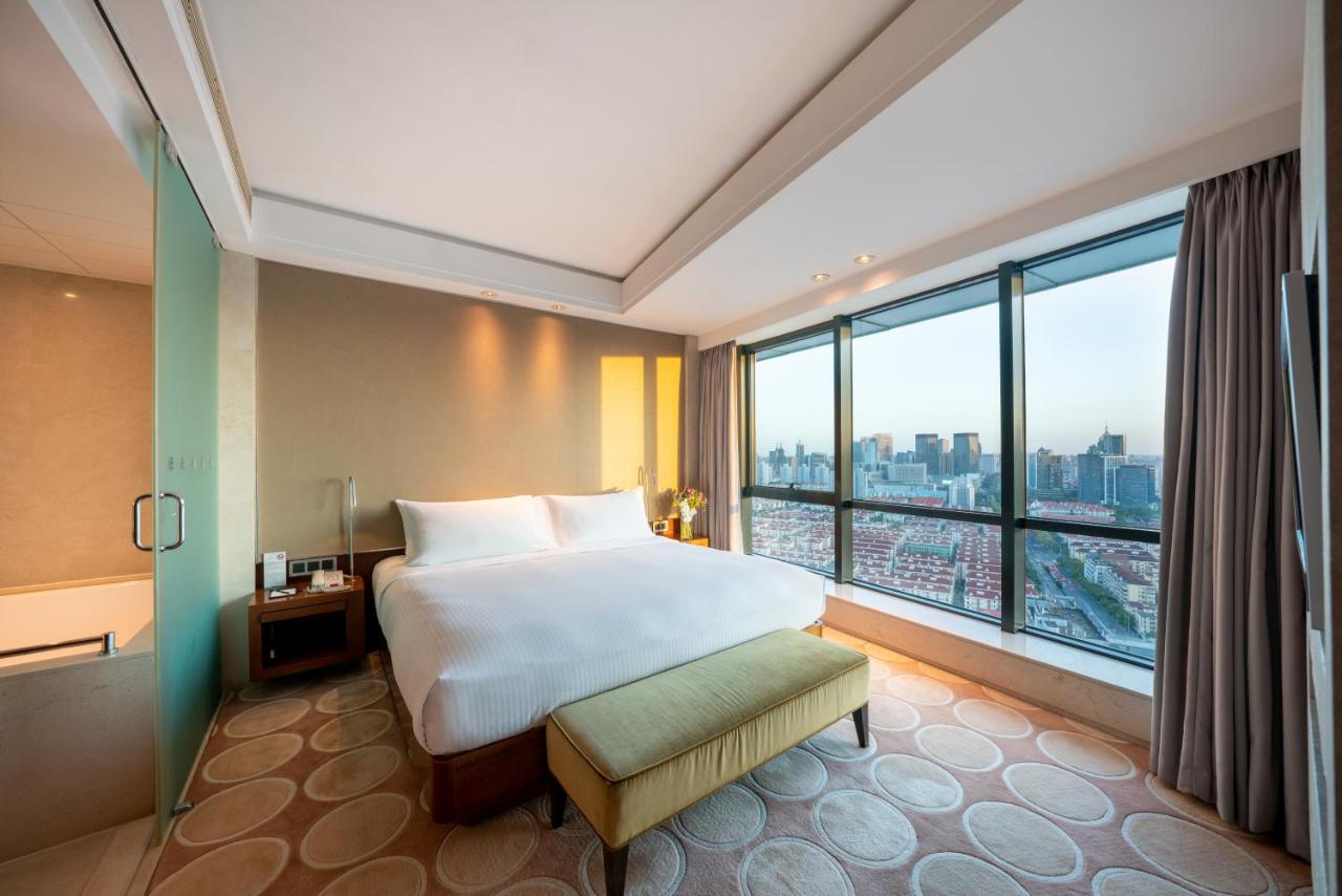 The Eton Hotel Shanghai photo