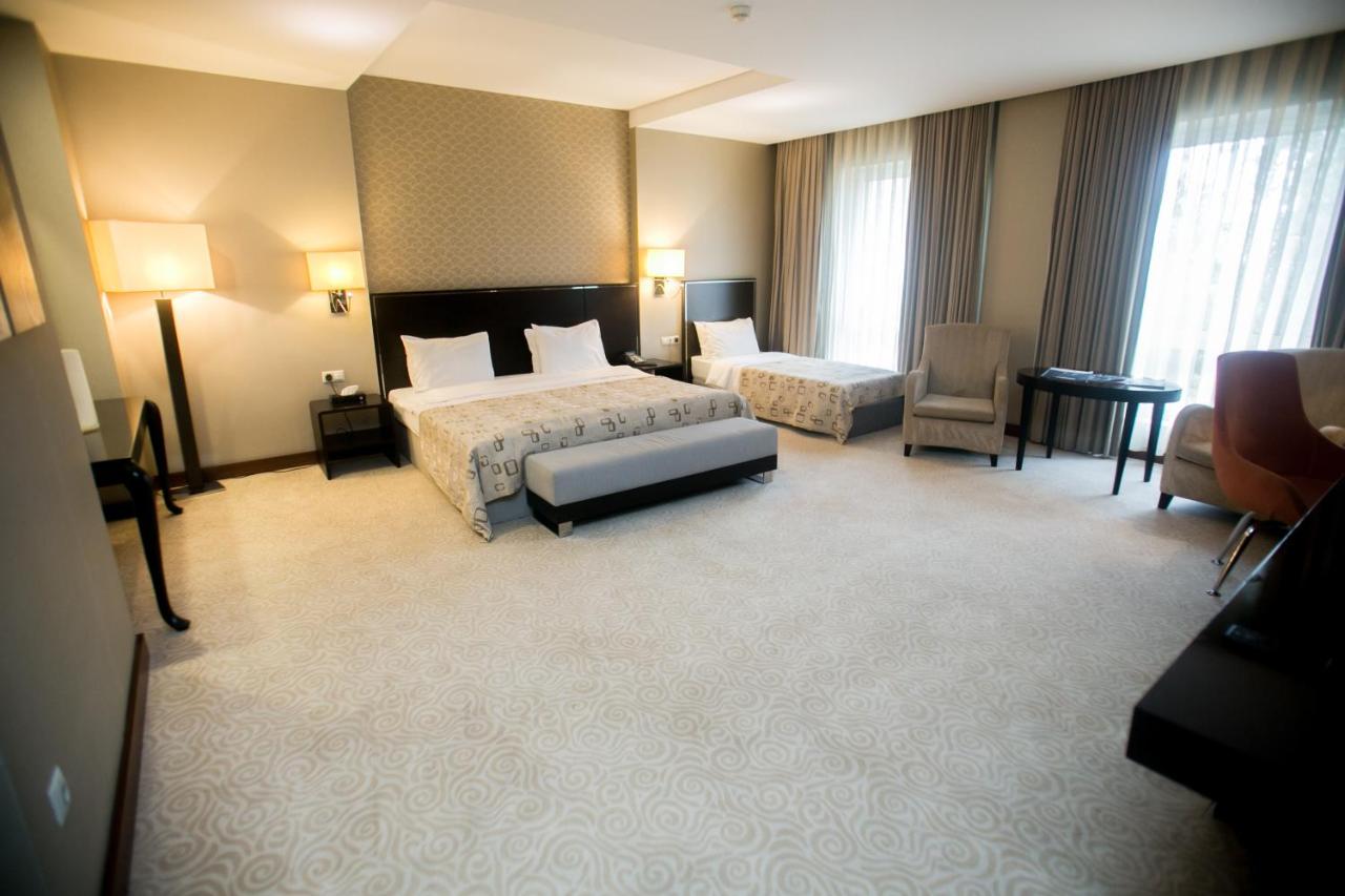 Point Hotel Baku photo