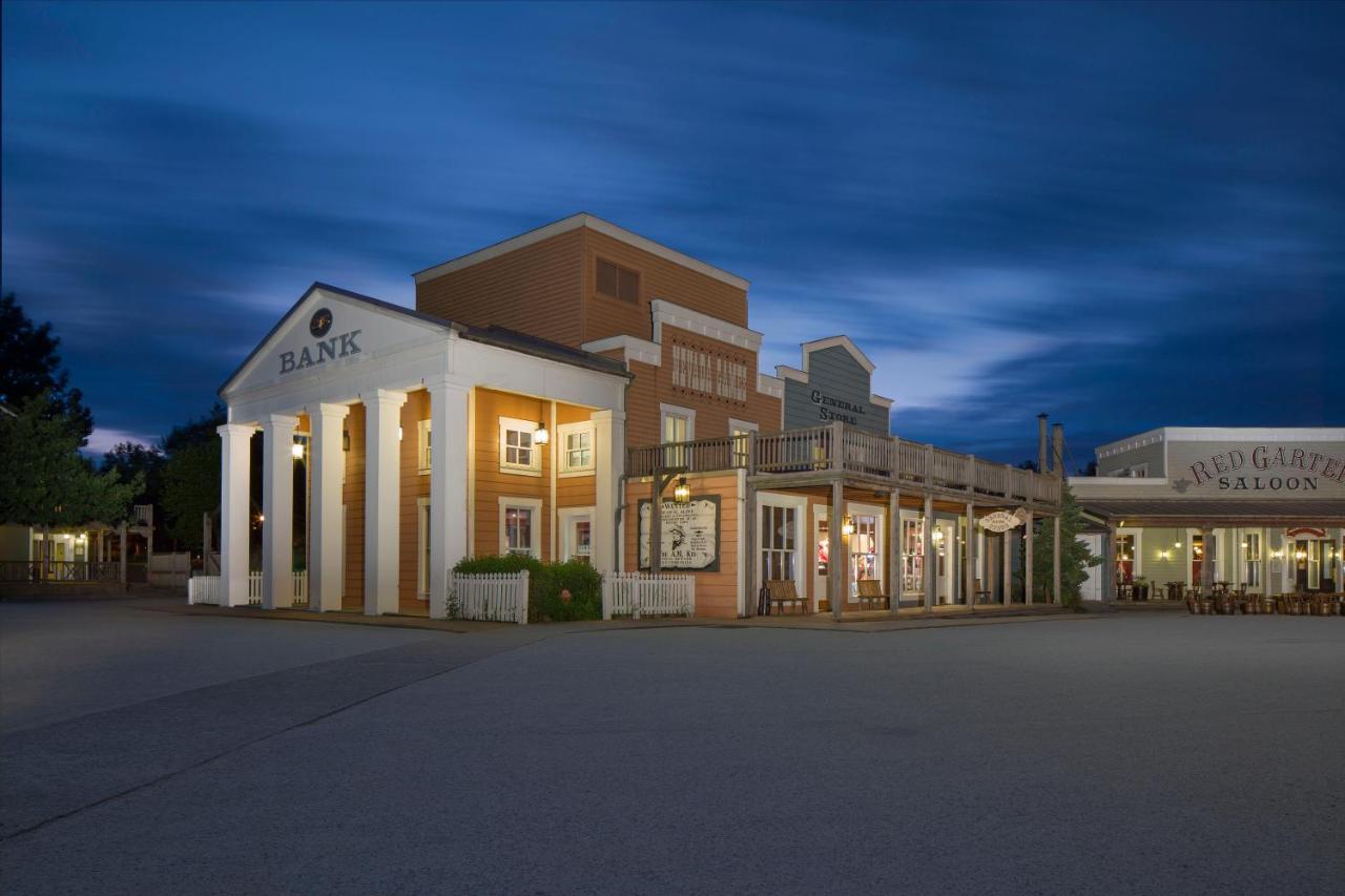Disney S Hotel Cheyenne Coupvray Updated 22 Prices