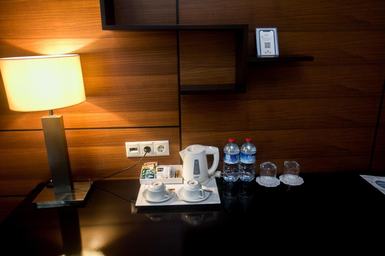 Point Hotel Baku photo
