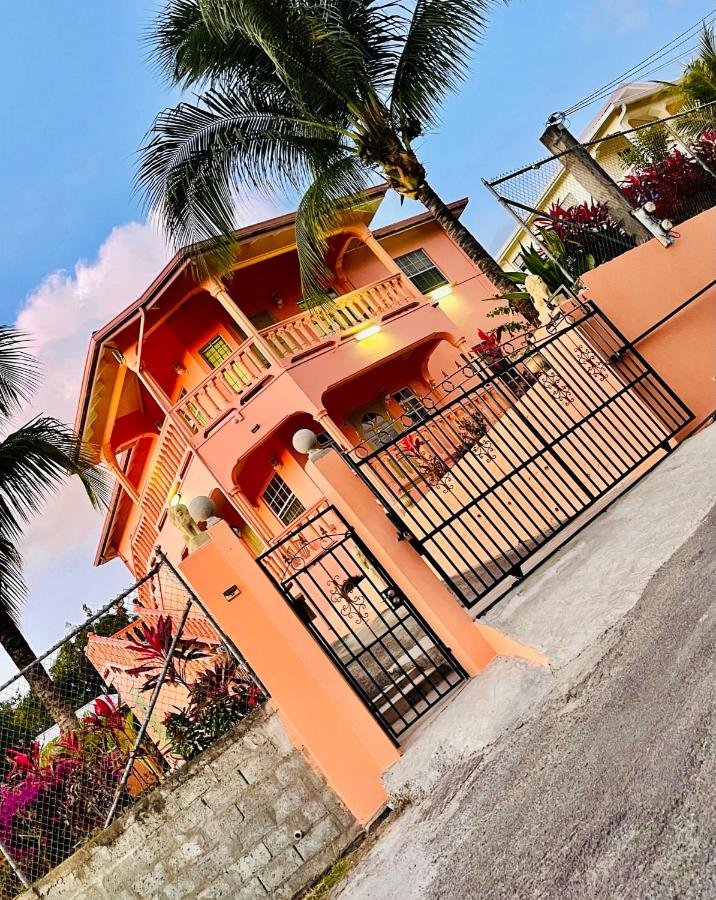 Sea View Comfortable Island Home