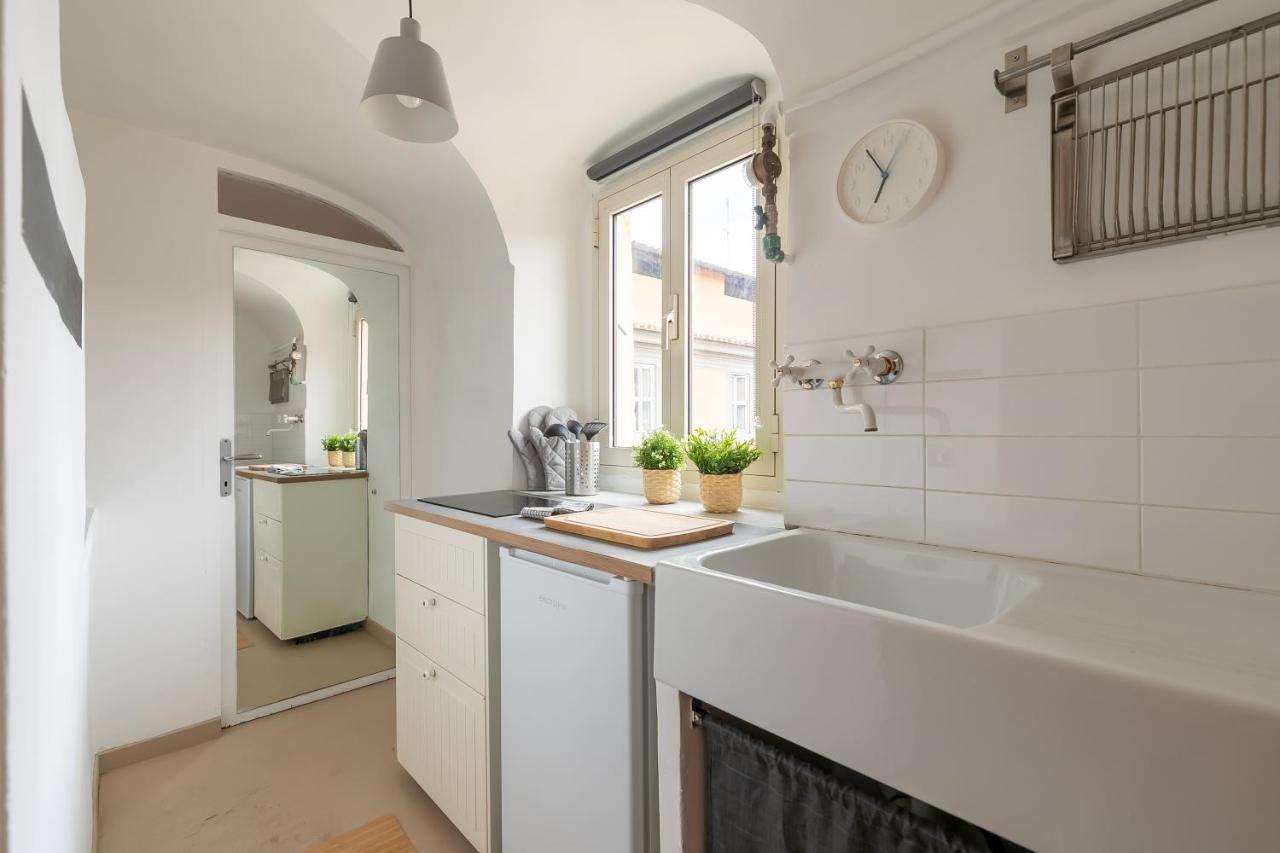 Rooftop Colosseum - 3