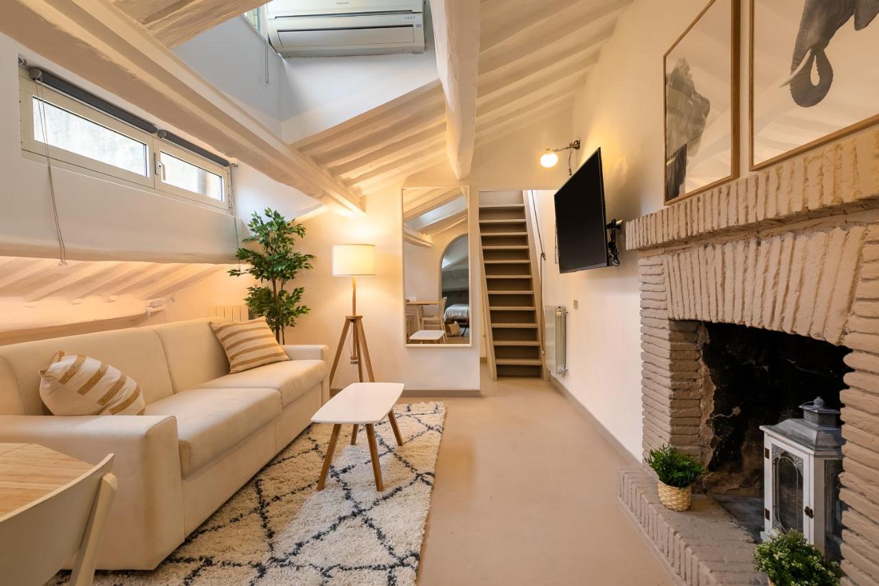 Rooftop Colosseum - 5