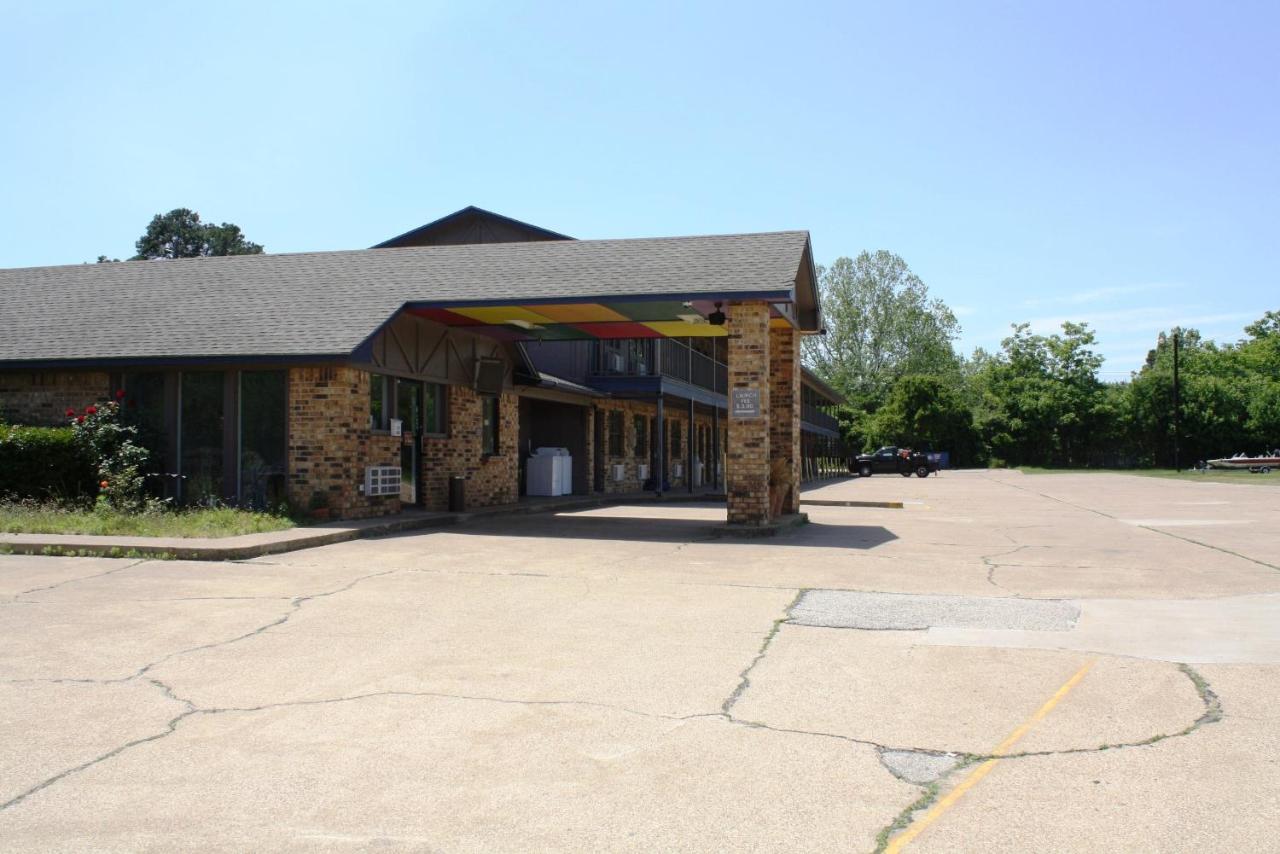 Lake Palestine Motor Inn — photo 14