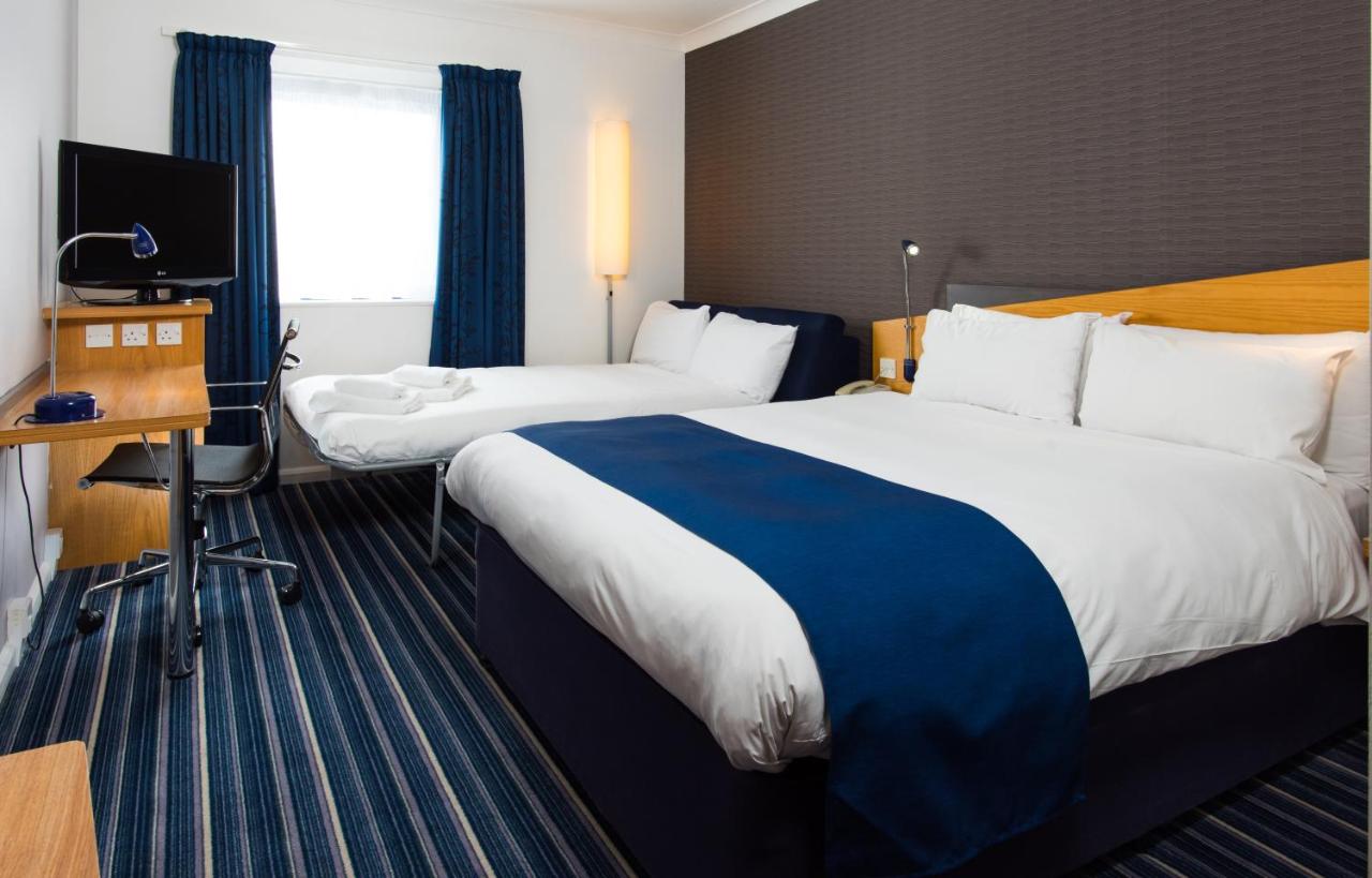 Holiday Inn Express INVERNESS - Laterooms