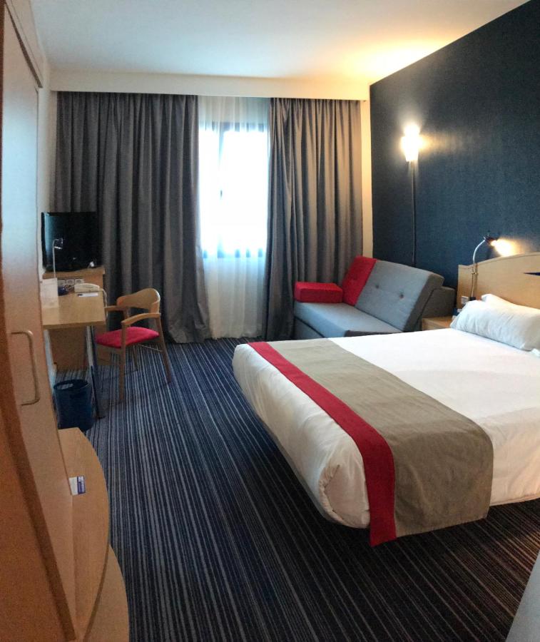 Holiday Inn Express San Sebastian de los Reyes, an IHG Hotel ...