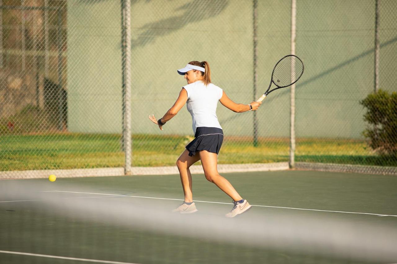 Tennis court: Porto Carras Meliton