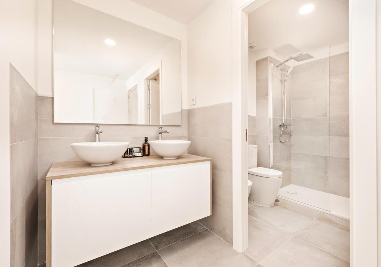 Appartement Ellena Luxe Woning Loopafstand van het Strand ...