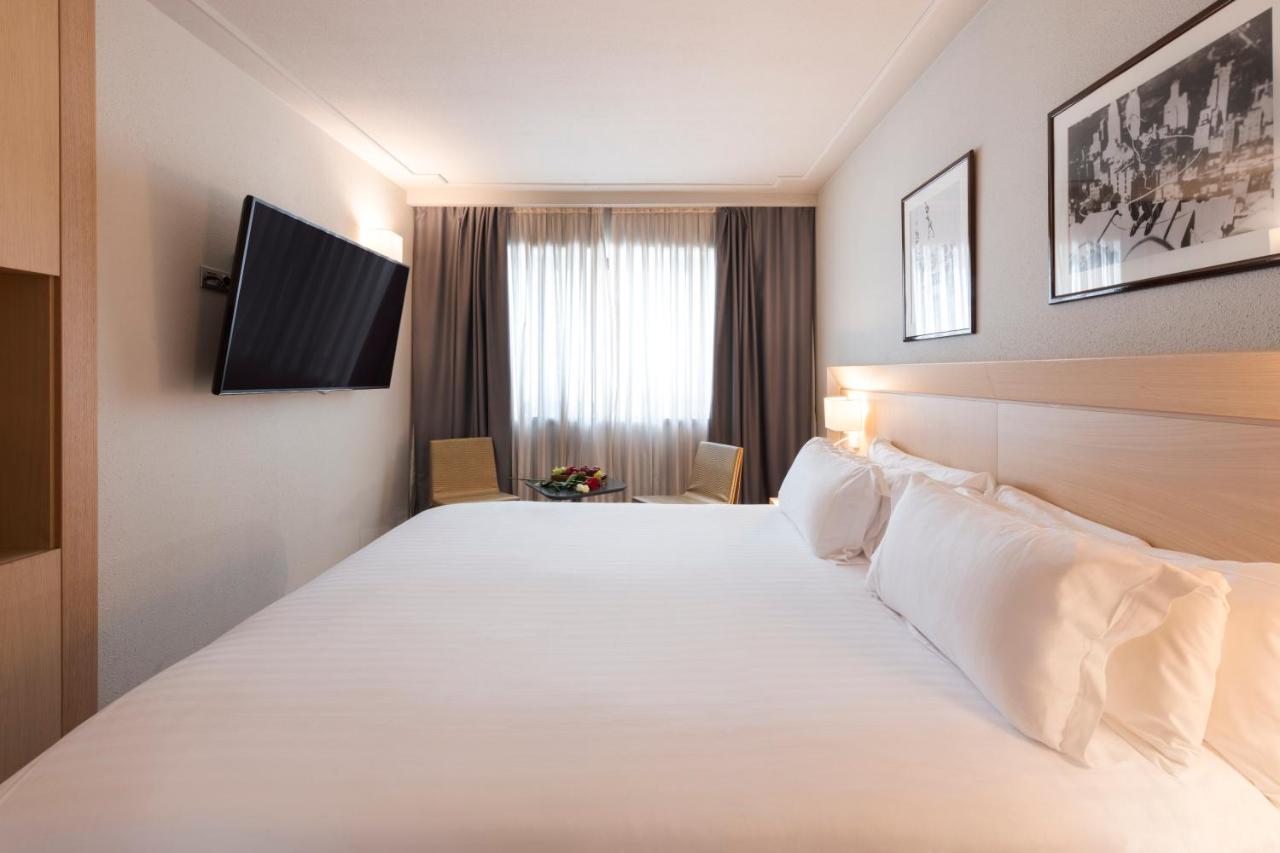 Suites Plaza Hotel & Wellness photo