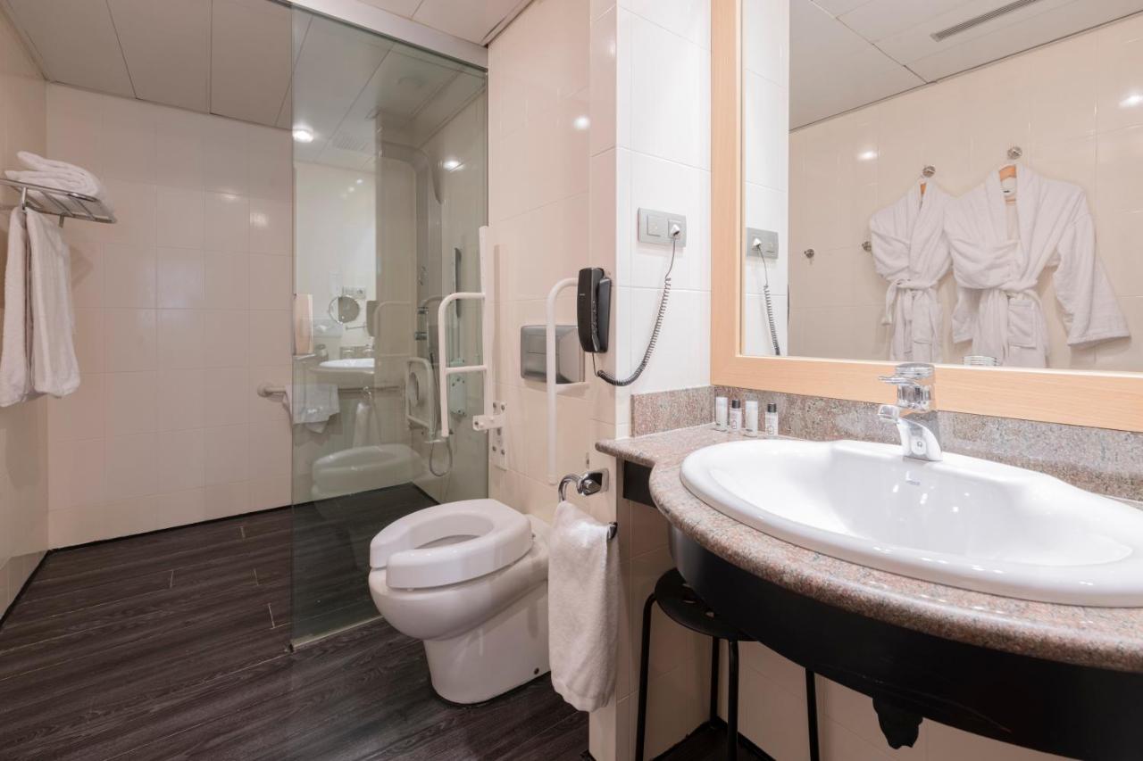 Suites Plaza Hotel & Wellness photo