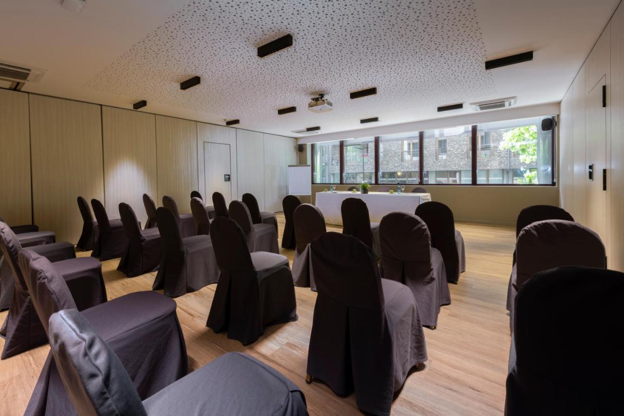 Suites Plaza Hotel & Wellness photo