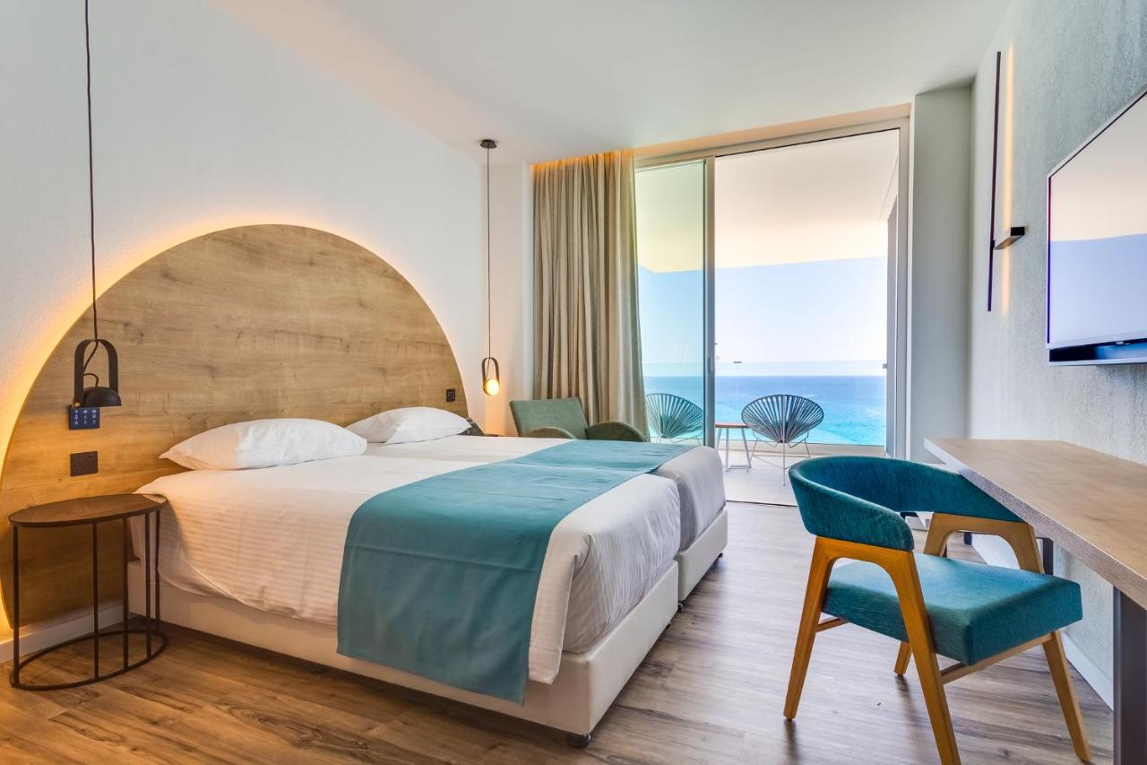Flamingo Paradise Beach Hotel - Adults Only photo