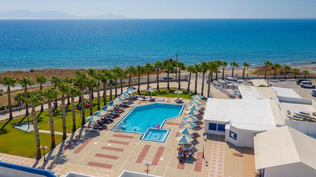 Image: Mammis Beach Hotel