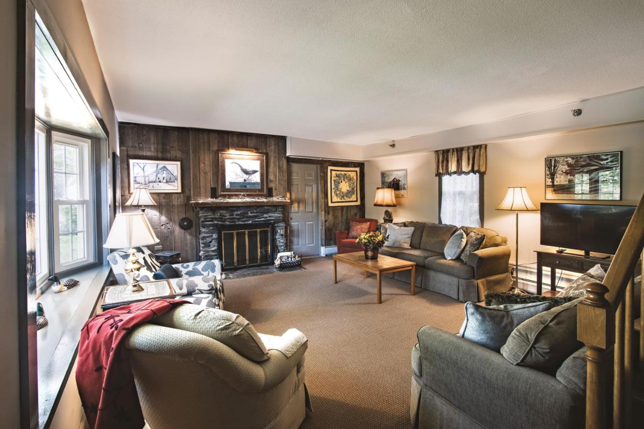 Deerfield Valley Inn - Mt Snow BnB Fireplace Rooms and Breakfast — photo 5