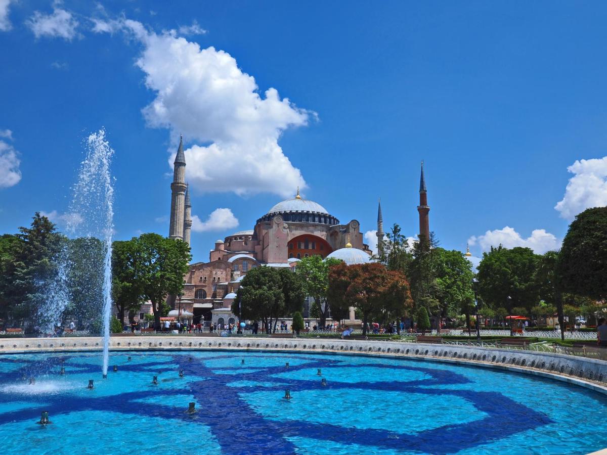 The Sunrise Hotel - 4